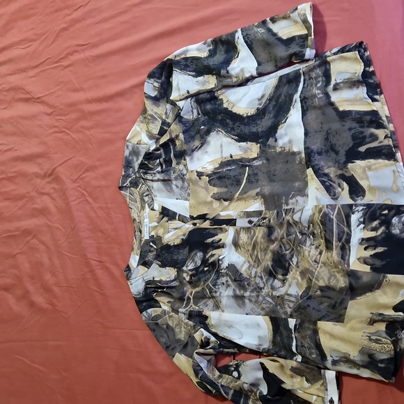 NWOT blouse in browns - Picture 3 of 8